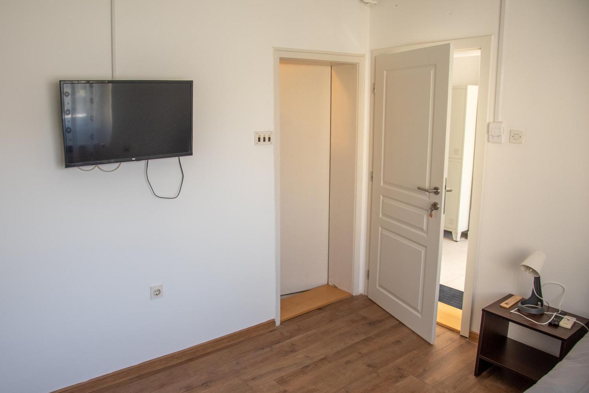 Apartments Kuca Aleksic Ni エクステリア 写真