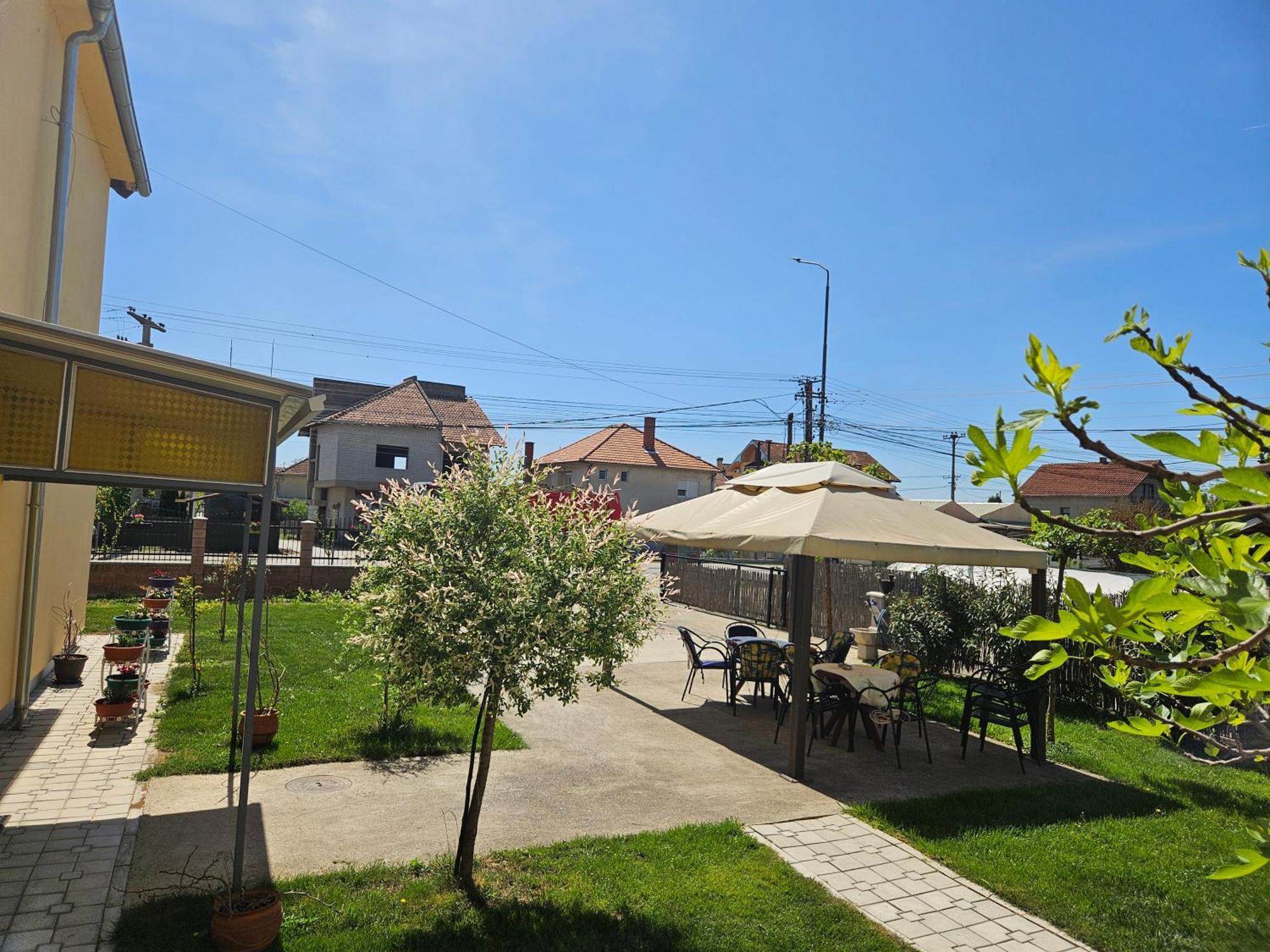 Apartments Kuca Aleksic Ni エクステリア 写真
