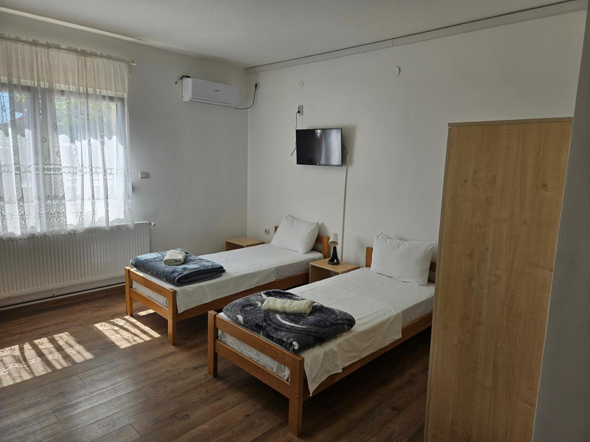 Apartments Kuca Aleksic Ni エクステリア 写真